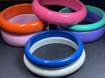 Lot 7 1980s Vintage Plastic Bangle Bracelets