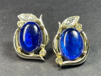 Vintage Silver Tone Blue Cab Glass Stone Screw Back Earrings