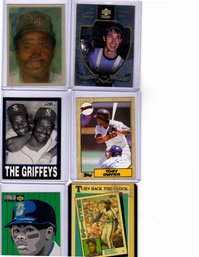 GROUP OF 6 BETTER BASEBALL CARD IS PLASTIC SLEEVES FOR PROTECTION