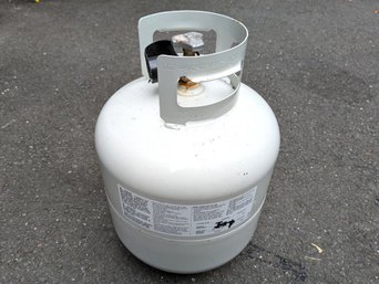 Full Propane Tank