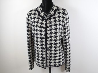 Stylish Ellen Tracy Houndstooth Jacket