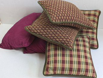 3 Sets Of Decorative Throw Pillows