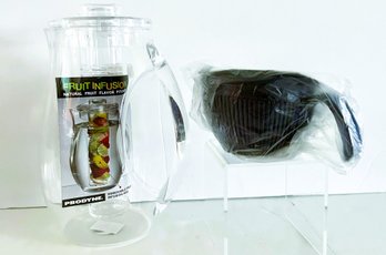 2 New Kitchen Items:  Hard Plastic Fruit Infusion Pitcher & Tupperware Vent & Serve Soup Mug