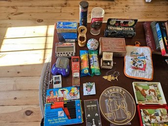 #17 - 21 Piece Lot Of Vintage Hand-Held Video Games, Novelties & Other Collectibles. All Are Listed Below.
