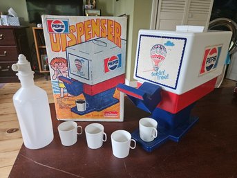 #87: Vintage Pepsi Cola Working Toy Soda Fountain With Accessories By Chilton Toys.