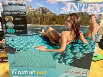 INTEX Giant Pool Mat New In Box