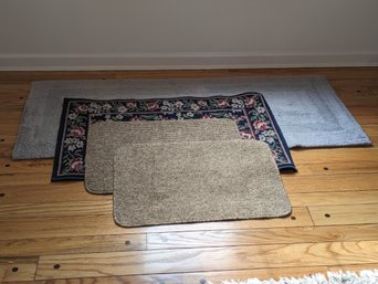 4 Small Rugs