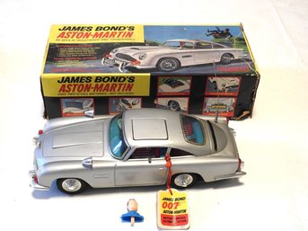 1960s Gilbert James Bond 007 Aston Martin DB5 Toy Car  Very Clean Orig Box Tin Litho Batt Op
