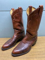 Vintage Tony Lama Western Cowboy Boots With Wood Shoe Trees. Mens Size 8. Made In USA.