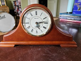 #76  Beautiful Seiko Wooden Mantle Clock With Alarm In Good Working Condition