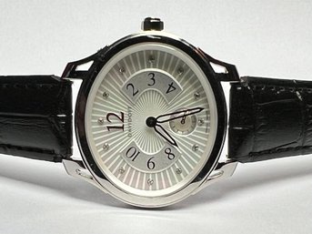 Incredible $950 DAVIDOFF Ladies Watch - Like New - Diamond Dial - Very Pretty Watch - Swiss Made - WOW !