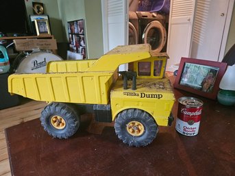 #81 - Vintage Giant Tonka Construction Dump Truck, Pressed Steel/ Metal 1970's.