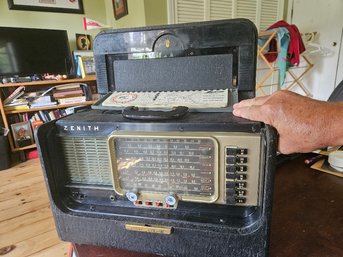 #22 - Vintage Zenith Trans-Oceanic Wave-Magnet Shortwave Tube Radio 1950's.