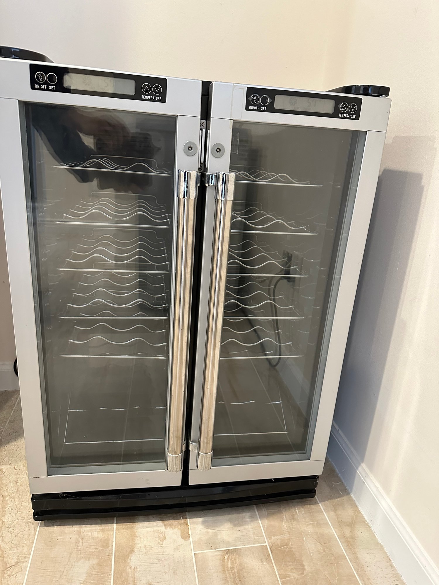 Everstar Wine Cooler Refrigerator 1816464