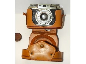 Vintage Bolsey B2 Camera In Leather Case