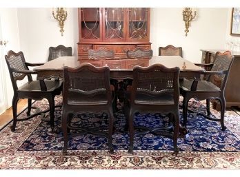 A Late 19th Century Mahogany Extendable Dining Table And Set Of 8 Caned Chairs