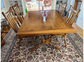Cushman Colonial Creation Maple Dining Table With Two Leaves To Extend & Four Chairs