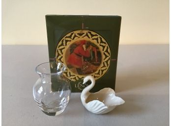 Lenox - Ornament, Swan And Mini Clear Glass Vase