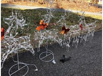 Prelit Wire Reindeer - Tested And Working