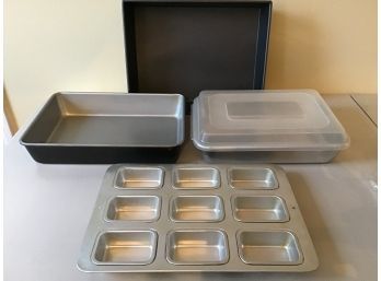 Baking Pans - Mini Bread Tin, 3 Cake/ Lasagna Pans, One With Lid