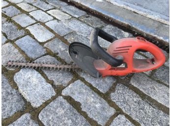 Black And Decker Electric Hedge Trimmer
