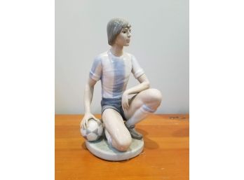 Vintage Lladro Soccer Player #5200.30