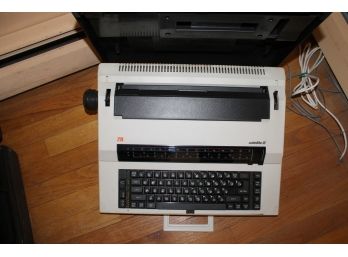 TA Satellite 3 Typewriter/word Processor