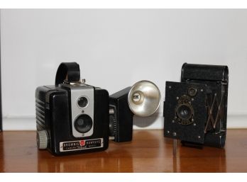 2 Vintage Kodak Camera's - Kodak 25 BT Pocket Camera (true Antique) & Brownie Hawkeye W/ Flash