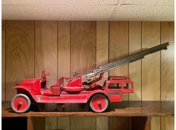 Great Buddy L Aerial Ladder Fire Truck Quality Toys Moline Pressed Steel Co ILL Extending Working Ladder Cool!