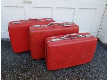 Trio Red American Tourister Suitcases