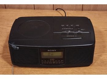 Sony ICF-CD810 CD Alarm Clock Radio ~ Working