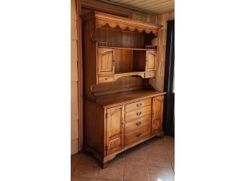 Good Solid Rock Maple Fining Room 2 Part China Cabinet Buffet W/ Hutch Top, 1980s