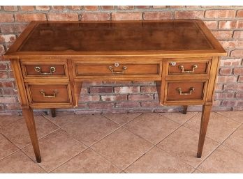 1960s Hekman Furniture Leather Top Fruitwood Italian Provincial Style Office Desk