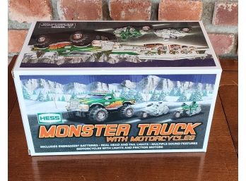 2007 New In The Box Hess Toy Truck ~ Never Used ~ MINT!