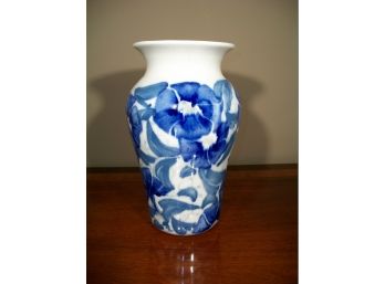 Very Handsome Vintage Large Blue And White Vase