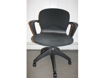 Genuine KNOLL Furniture/  Rolling Office Chair In Black