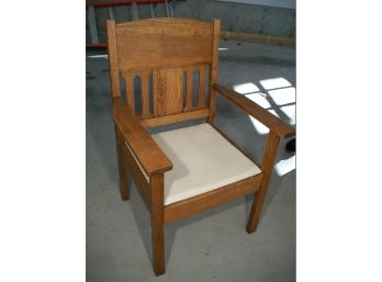 Handsome Antique Mission Golden Oak Arm Chair C.1915