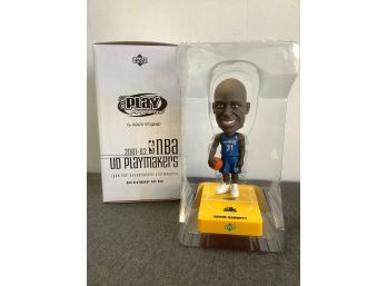 UD Playmakers NBA 2001-02 Kevin Garnett Bobble Head #2