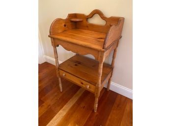 Pine Wash Stand 22x38x16 Antique Style