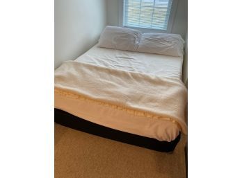 Memory Foam Mattress Model MF846 54x75 Full Size Bed Bought In 2020 Guest Room Bed Like New