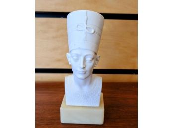 Egyptian Queen Nefertiti Bust Statue