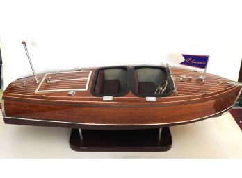 HUGE 29 Inch Wooden Motorized CLASSIC RUNABOUT Powered Boat NICE SHAPE