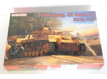 Never Built Sealed World War 2 WW2 German Tank Plastic Model Kit