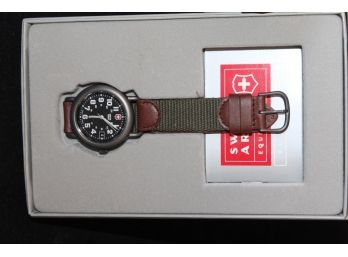 Swiss Army Mens Military Style Watch- New In Box - Runs