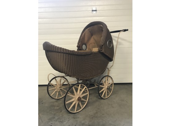 Antique - Wicker - Childs Doll Carriage - Convertible To Switch Direction