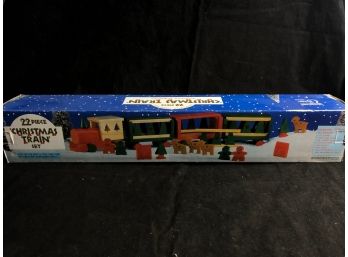 22 Piece Christmas Train Set