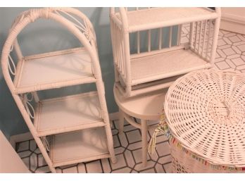 Vintage White Wicker Set And Table