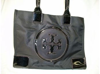 Nice Authentic Tory Burch Purse (Black Nylon / Patent Leather)