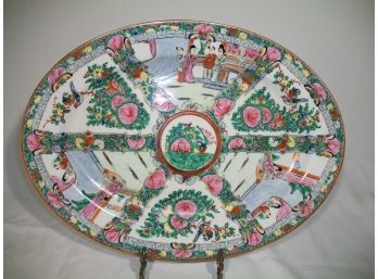 Nice Larger Size Chinese 'Rose Medallion' Platter / Beautiful Piece