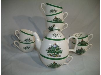 Spode Christmas Tree -Teapot / Cup Set & 7 'Saucerless' Cups - Made In England